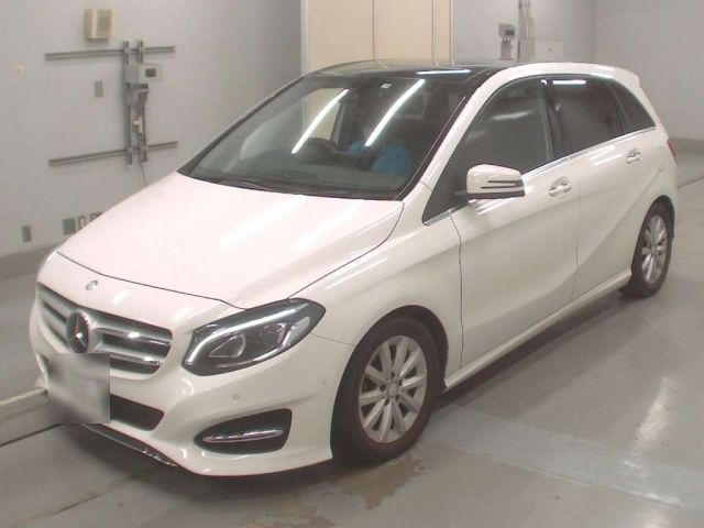 10040 Mercedes benz B class 246242 2015 г. (CAA Tokyo)